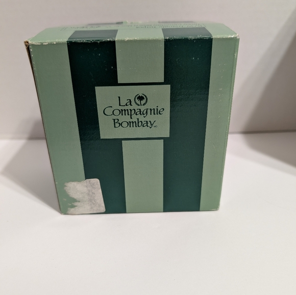 The Bombay Company Triangle Teapot In Box - Picture 5 of 7